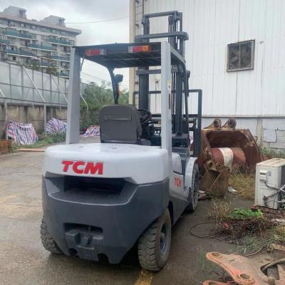 China Used Tcm Forklift 3 Ton, Fd30 Diesel Manual Forklift 4.5m Stages with Side Shift for Sale for sale