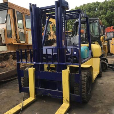China Used Diesel Engine 7 Ton Forklift with Side Shift and Komats U Engine, Komats U Fd70 Forklift for sale
