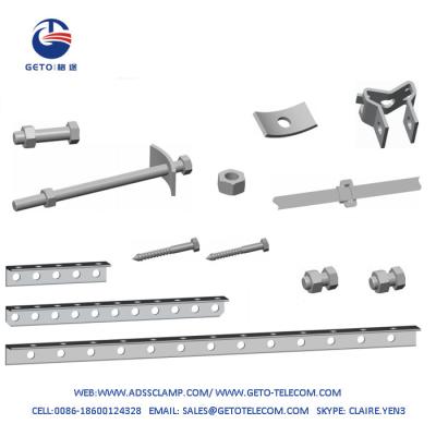 China Hot Dip Galvanized Cross-Arm Angle Bar 1090 X 40 X 40mm With 15 Holes for sale