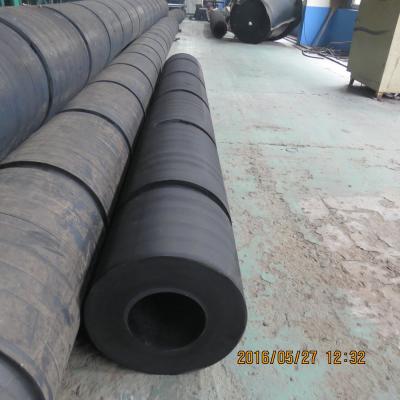 China Ship Fendering Circular Shape Marine Tugboat Rubber Fenders For All Tugboat for sale