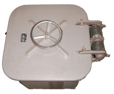 China Grey Painting A60 Hatch Cover With Spring Hinge Escape Quick Action For Marine Ships for sale