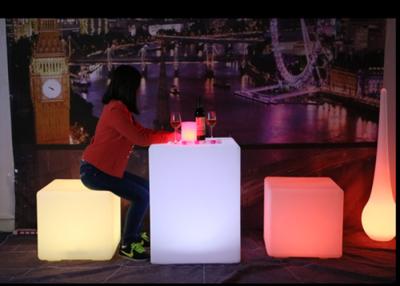 China Outdoor Colors Changing LED Cube Light Chair Rechargeable For Hotel / Pub / KTV for sale