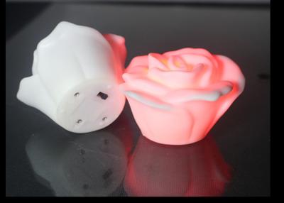 China Rose plástica blanca formada llevó la luz de la noche con la acción o de/encendido del agua del botón en venta