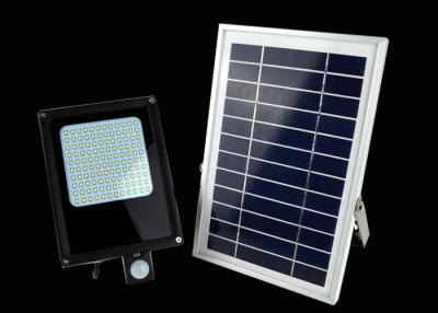 China 120 luzes de inundação solares recarregáveis do sensor de movimento do diodo emissor de luz de poupança de energia para a rua à venda