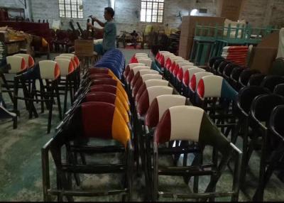 中国 の未組立のパッキングのためのカスタマイズされた木の物質的な宴会様式の椅子食事 販売のため