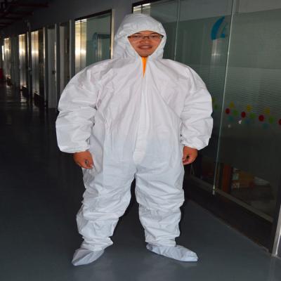Китай Не сплетенный с капюшоном тип Coverall CAT III больницы костюма 3b 4b белый продается