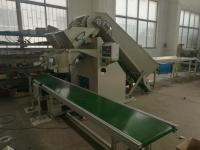 China High Efficiency Potato Packing Machine Potato Weighing Machine 700-800 Bags / Hour for sale
