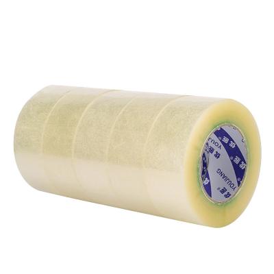 China Banda adhesiva de embalaje BOPP Jumbo Roll para el sellado de cartón en venta