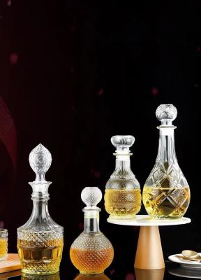 China Adecuado para recipientes de botellas de whisky y vino extranjeros, botellas de vidrio de bebidas talladas estándar en venta