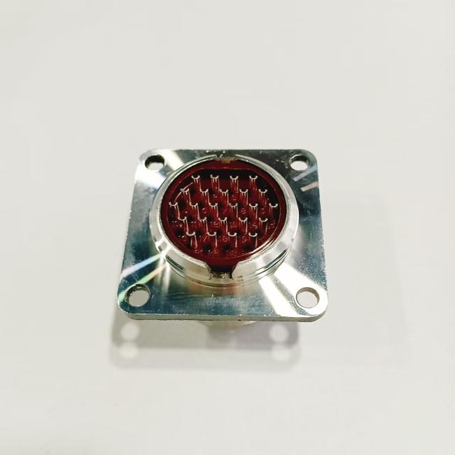 2PM27J24Z2 Connector Side View