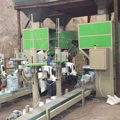 China high performance organic fertilizer bagging equipment pellet packing machine with factory price and sewing en venta