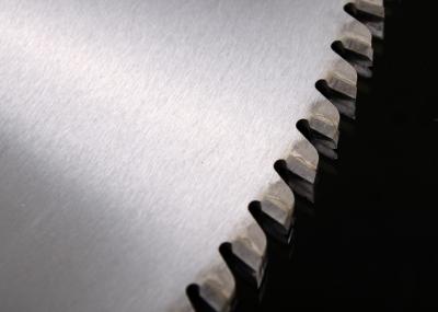 China Industry grade Circular Saw Blade for Cutting Aluminum , Cooling Cuprum design for sale