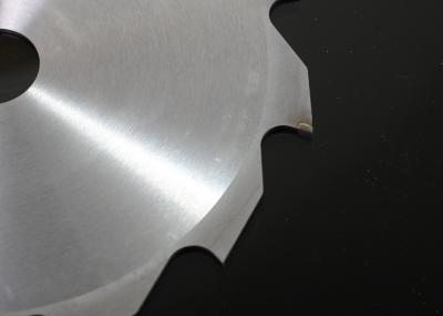 China A tabela feito-à-medida que marca o painel viu a lâmina Diamond Sawblade 140 x 2,2 x 8 à venda