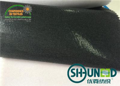 China Camisa negra que interlinea con S/M/H/2H/3H handfeeling para el cuello de camisas en venta