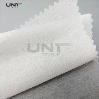 China LDPE Coating 1025H Chemical Bond Fusible Nonwoven Interlining For Garment for sale