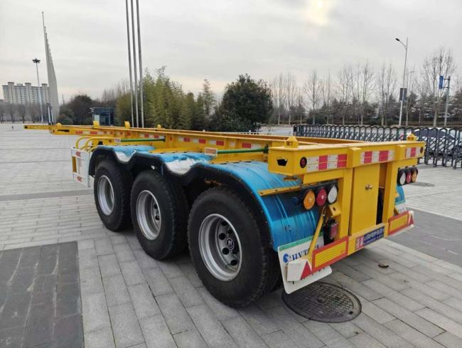3 Axles Skeleton Frame Chassis Container Trailer for Truck