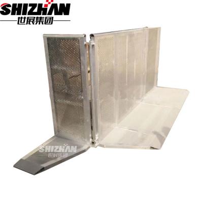China Electric Galvanizing Aluminum Metal Pedestrian Barriers Safety Barricade Fence for sale