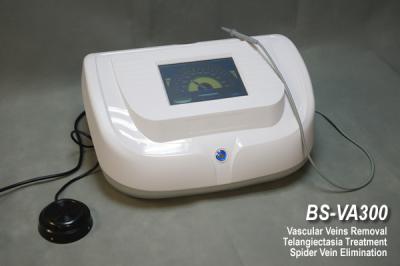 China Pequeña máquina de alta frecuencia del laser del retiro de la etiqueta de la piel con el sistema de enfriamiento de la fan en venta