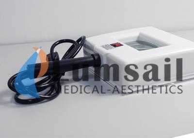 China Analizador de la humedad de la piel de la máquina del probador de la piel de la luz UV con alto rendimiento en venta