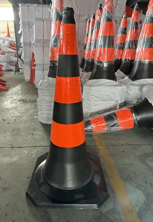 100cm Traffic Cones Israel PE Rubber Black Orange Warning Reflective Road Cones