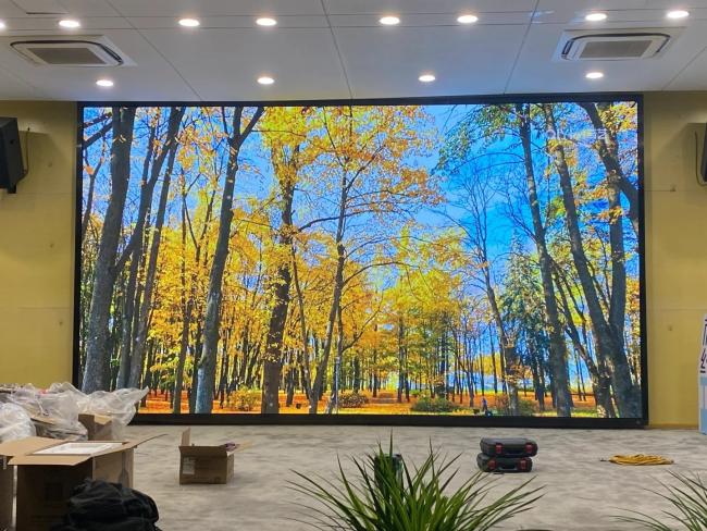 LED display production quality check