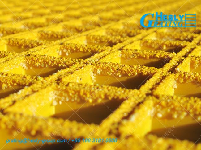gritted surface fiberglass grating China distributor