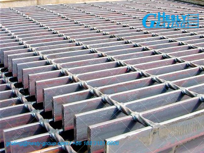 Mild carton steel grating