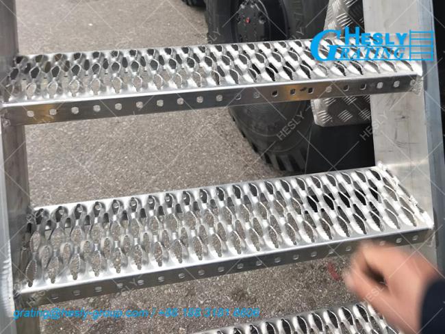 perforated metal safety grating planks
