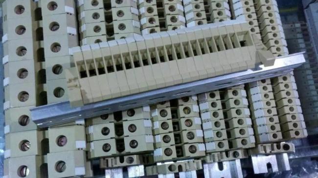 Sak 4en (JXB 4/35) Series Screw Cable 22-12AWG Terminal Connector Combined Terminal Blocks