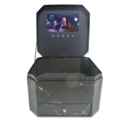 China ODM USB LCD Screen Video Gift Box 7inch Autoplaying For Advertising Business for sale