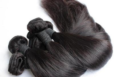 China Los paquetes malasios del pelo recto de la Virgen enredan extensiones libres del cabello humano en venta