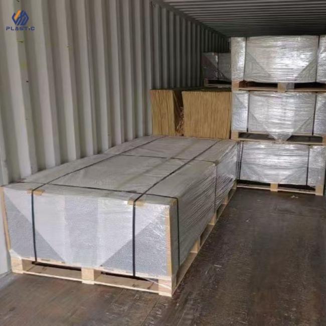Quality inspection process before shipping acrylic sheets