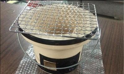 中国 テーブル様式屋外の家具のニースの出現を終える陶磁器バーベキューのグリルの金属 販売のため