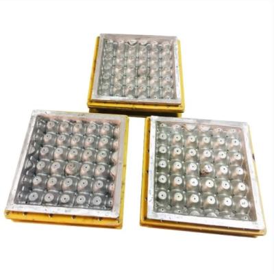 Китай Пластиковые или алюминиевые литые яичные подносы формы для многополосного производства яичные подносы машины продается
