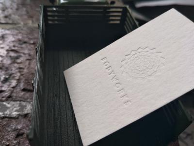 China High Class Letterpress Foil Business Cards 0.7mm Thickness Full Colored Printed for sale