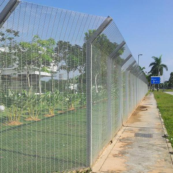Quality Galvanized Fence Panels Width 0.5m-2.5m Length 2m-3m for Outdoor Privacy & Security Solutions for sale
