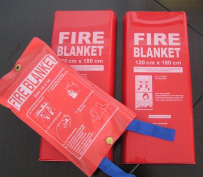 China Insulated Fireproof Fiberglass Fire Blanket Safety Emergency Fire Blanket for sale