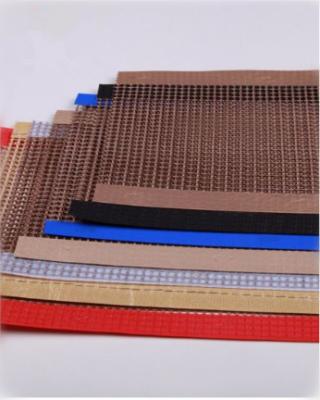 China Banda transportadora a prueba de calor tejida llano 4*4m m para la máquina de materia textil en venta