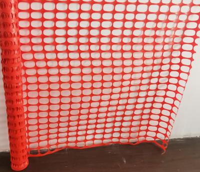China Hole Diameter 100*40mm 100% HDPE Orange Plastic Safety Fence Safety Barrier Netting for sale