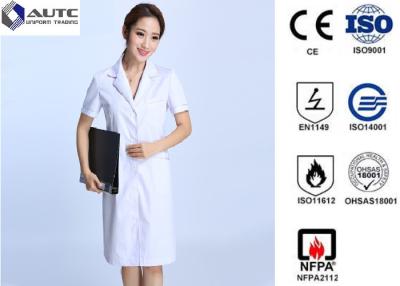 China White Disposable Medical Workwear 30g-60g Weight Excellent Clipping Well Fit for sale