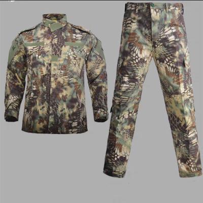 China Green Python 65% Polyester Camo Army Uniform Anti UV Military Combat Uniform for sale