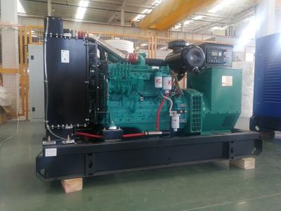 China Baixo ruído Cummins tipo aberto gerador diesel conjunto 120KW refrigerado a água confiável à venda
