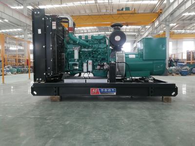 China Generadores industriales Cummins de 200 kW con alternador sin escobillas en venta