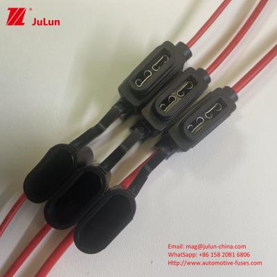 China Efficient Power Distribution Solution In Line Fuse Holder For Panel Displays Cars Boats And Trucks Up To 25A Or 30A for sale