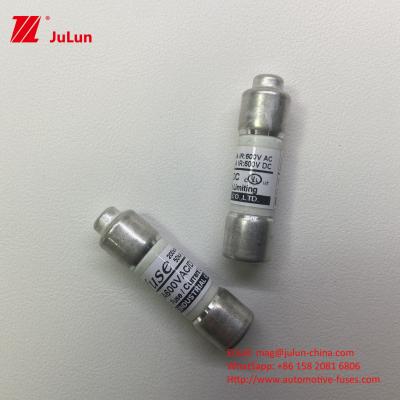 China PV 25A 30A AC200kA Interrupt Rating Ceramic Car Fuses With Holder Mounting Method for sale