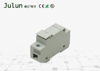 Chine le support de fusible de la basse tension 1500V 14x51mm protègent la surcharge de circuit à vendre
