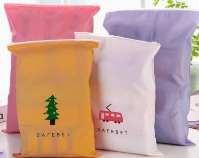 China Bolsa plástica de empaquetado reciclable de la cremallera de la ropa interior de la bolsa plástica de EVA en venta