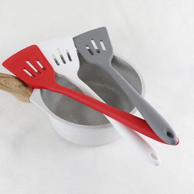 China BPA Free Silicone Kitchenware Set Pot Shovel With Customized Logo for sale