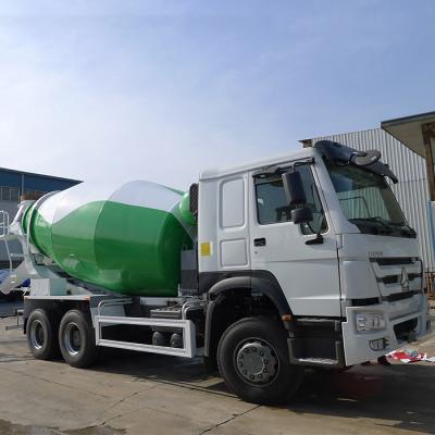 China Euro 2 Concrete Construction Equipment Concrete Mixer Vehicle With ZF8118 Steering Gear Box for sale