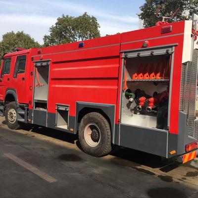 Chine camion de pompiers rapide d'aéroport de camion de but spécial de 4x2 6-10 CBM avec la pompe à l'incendie PSP1600 à vendre